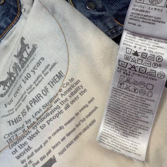 Levi's 505 Original Regular Fit Straight Leg Medium Wash Blue Jeans Size 42X32 - Picture 14 of 15